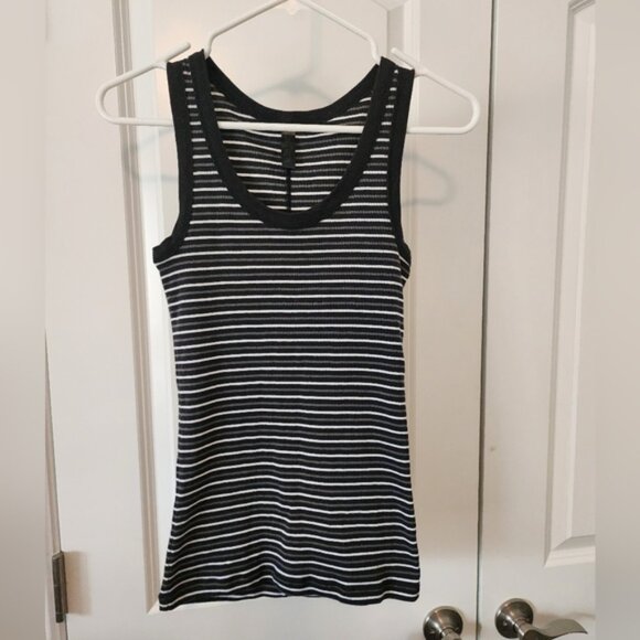 Striped Tank Top - Picture 2 of 4